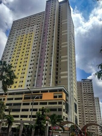 2br Grand Emerald Apartment By Travelio