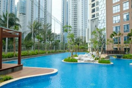2br Huge The Mansion Tower Capilano Apartment By Travelio
