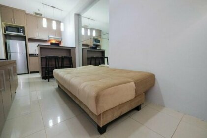 2br With Sofa Bed Cervino Tebet Apartment By Travelio