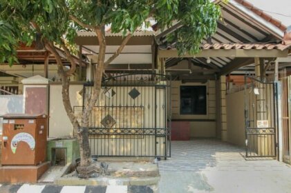 Airy Eco Syariah Bandara Soetta Taman Mahkota Empat Tangerang