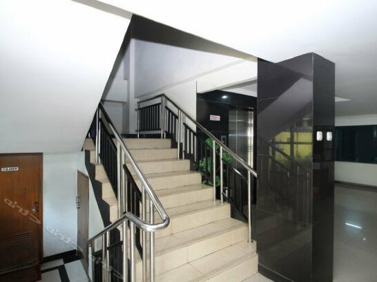 Airy Thamrin Kebon Kacang Empat 12 Jakarta - Photo2