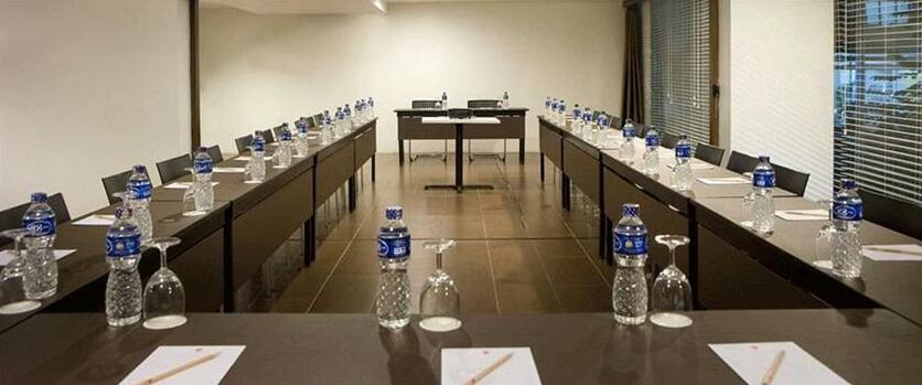 Amaris Hotel Juanda - Photo5