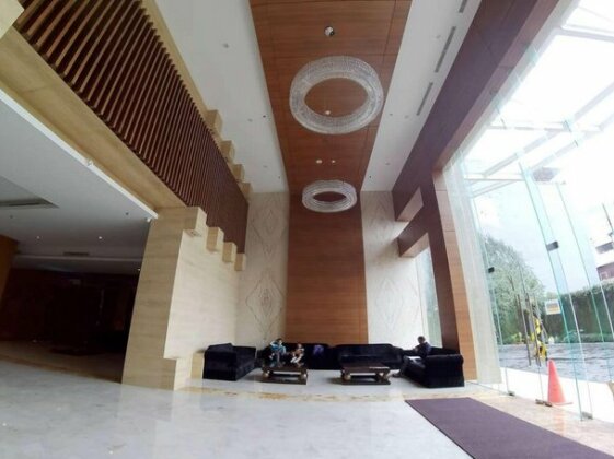 Apatel Elpis Residences 09C06 - Photo4