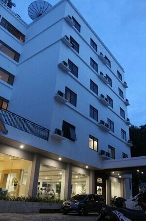 Arnava Hotel Senen