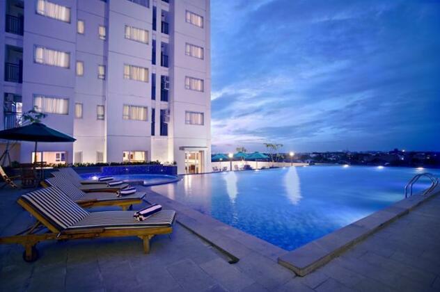Aston Pluit Hotel & Residence - Photo3
