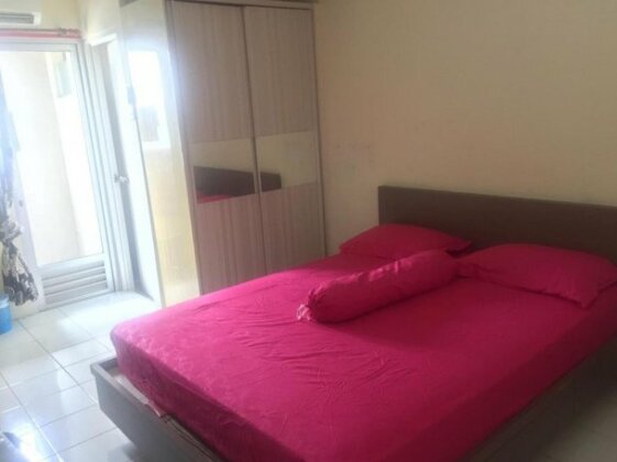 Avira Apartment