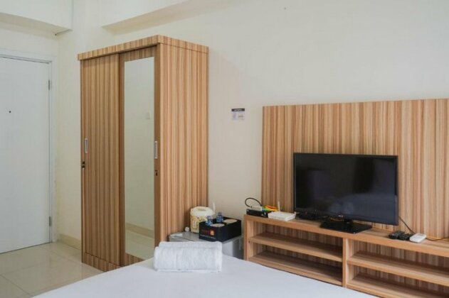 Best Location Green Pramuka Apartment - Photo5