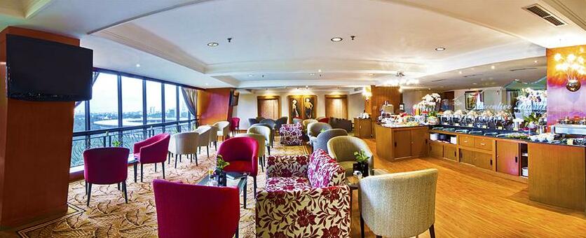 Century Park Hotel Jakarta - Photo3
