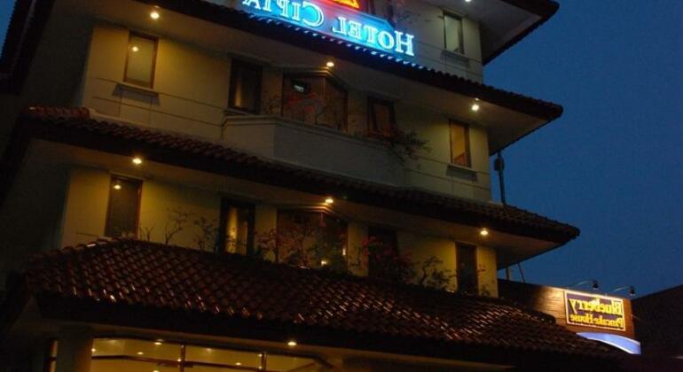 Cipta Hotel Wahid Hasyim - Photo2