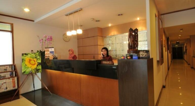 Cipta Hotel Wahid Hasyim - Photo3
