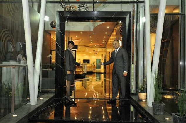 Clay Hotel Jakarta - Photo4