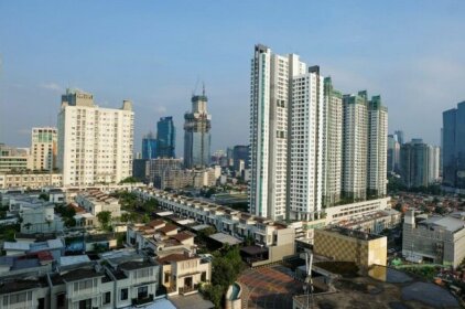 Comfy Studio Cosmo Terrace Apartment By Travelio Jakarta