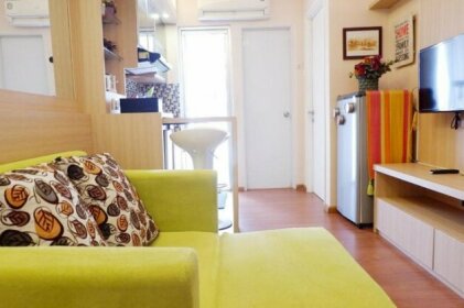 Cozy & Comfortable 2 BR near Mall at Bassura City Apartment By Travelio
