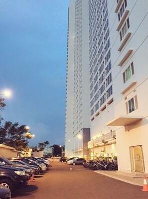 Cozy Modern Studio Room Pulomas Jakarta