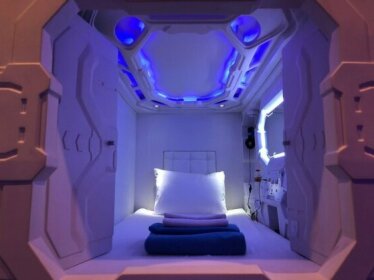 Digital Airport Hotel