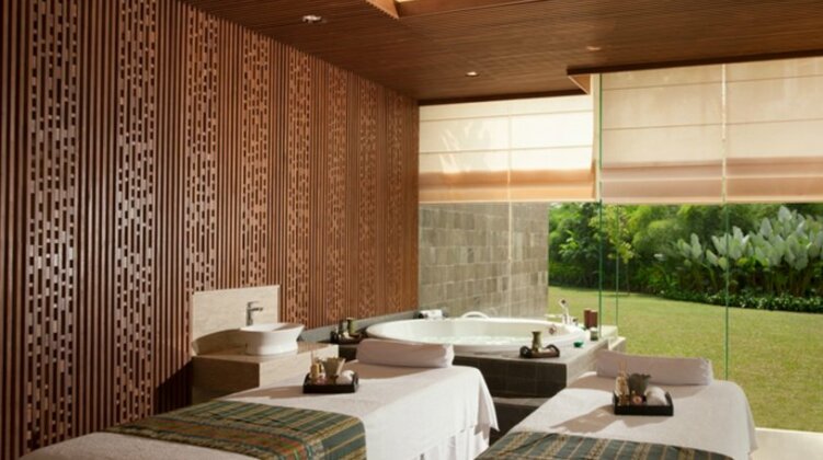DoubleTree by Hilton Jakarta - Diponegoro - Photo3