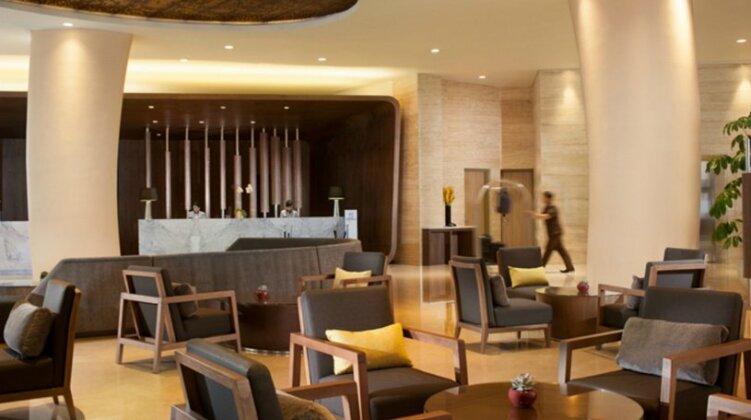 DoubleTree by Hilton Jakarta - Diponegoro - Photo4
