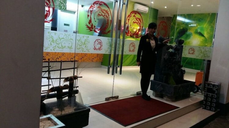 DRAGON INN Kemayoran - Photo5