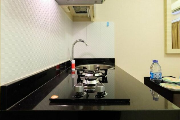 Easy Access to Mall Green Pramuka Apartment - Photo3