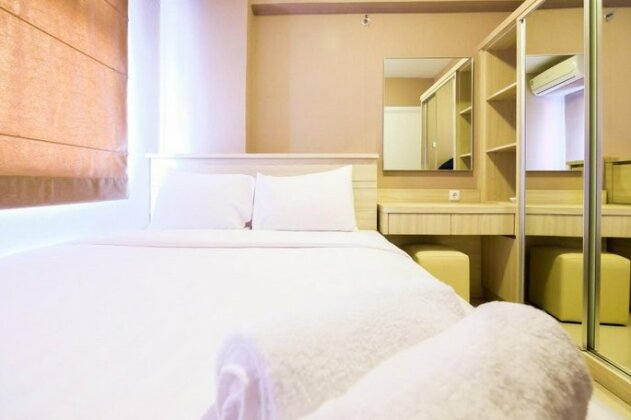 Easy Access to Mall Green Pramuka Apartment - Photo5