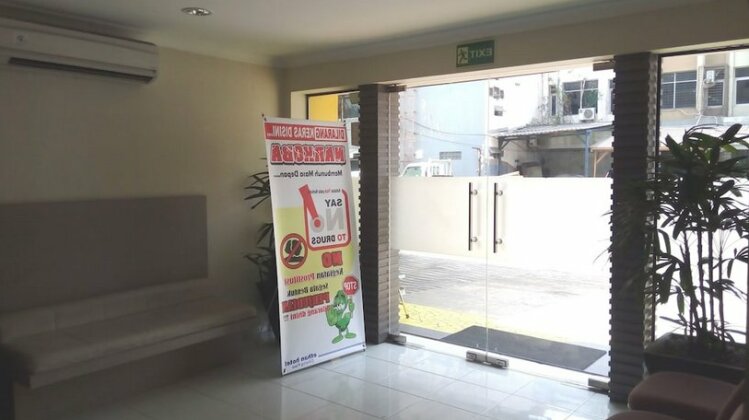 Ethan Hotel Cilincing Plaza - Photo5