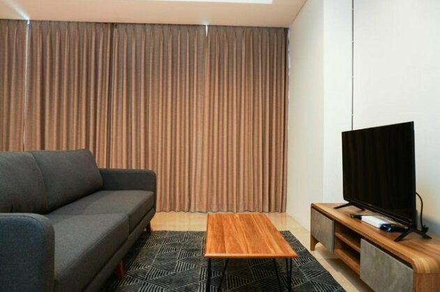 Exclusive 1BR Veranda Residence @ Puri Apartment By Travelio - Photo5