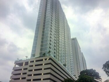 Exclusive Studio Menteng Park Apartment By Travelio