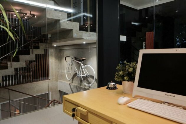 FLAT06 Tendean - Photo5