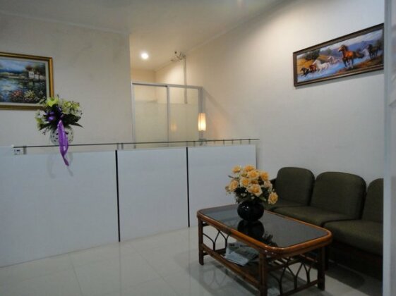 Gondia International Guesthouse - Photo2