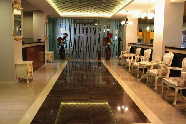 Grand Batik Inn - Photo2