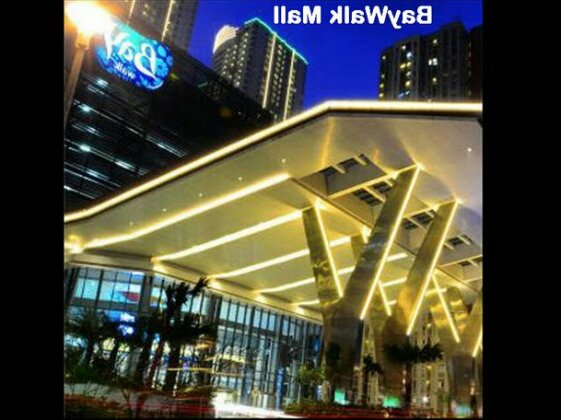 Green Bay Pluit Apartment - Photo4