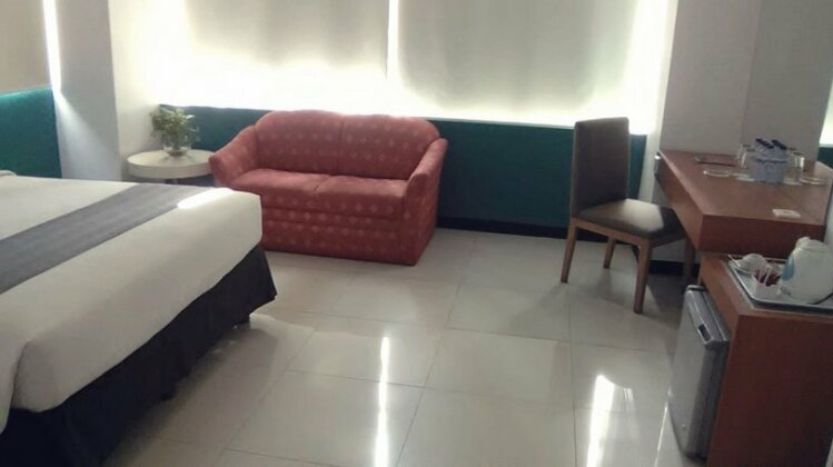 Griyadi Blue Pacific Hotel - Photo4