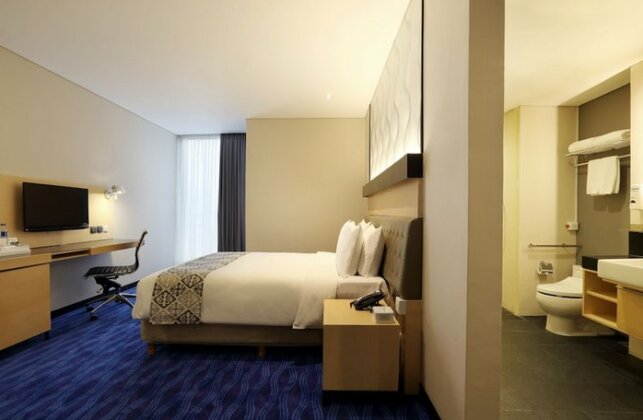 Holiday Inn Express Jakarta Thamrin - Photo5