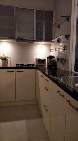 @Home Apt Permata Berlian - Photo2