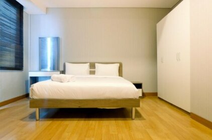 Homey Studio Room at Capitol Suites By Travelio