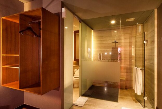 Hotel 108 Jakarta - Photo4