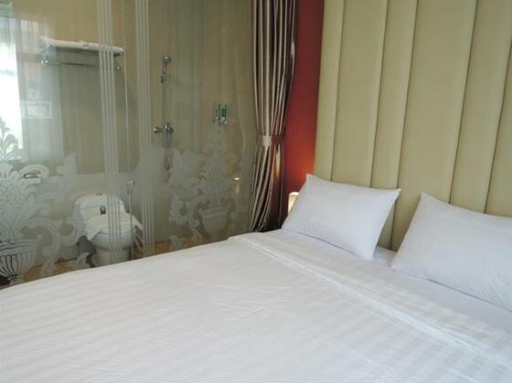 Hotel 55 Jakarta - Photo5