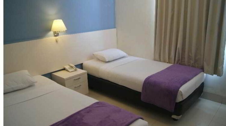 Hotel Bunga Bunga - Photo5