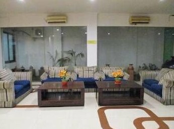 Hotel Caravan Jakarta - Photo3