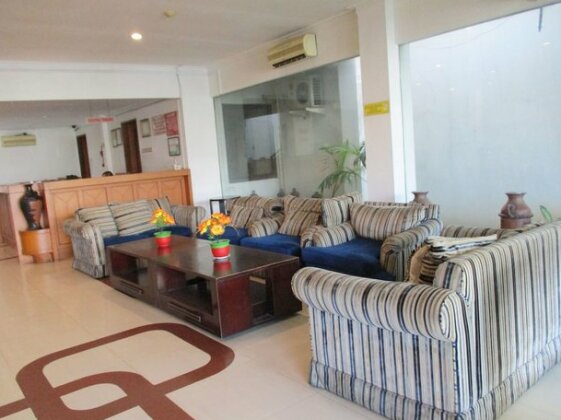 Hotel Caravan Jakarta - Photo4
