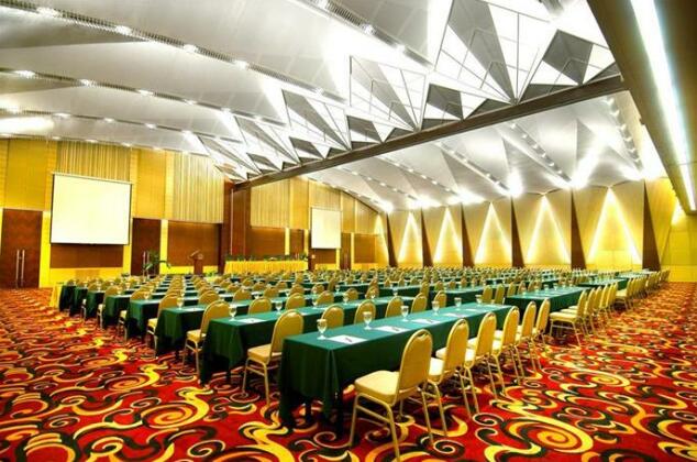 Hotel Ciputra Jakarta - Photo2