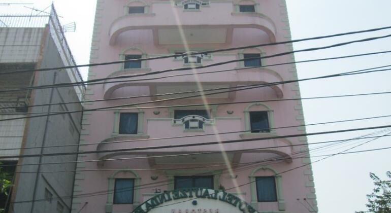 Hotel Lautze Indah