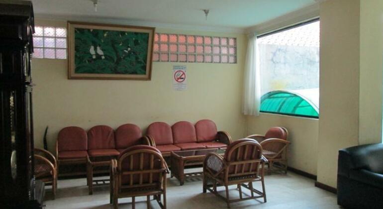 Hotel Lautze Indah - Photo4