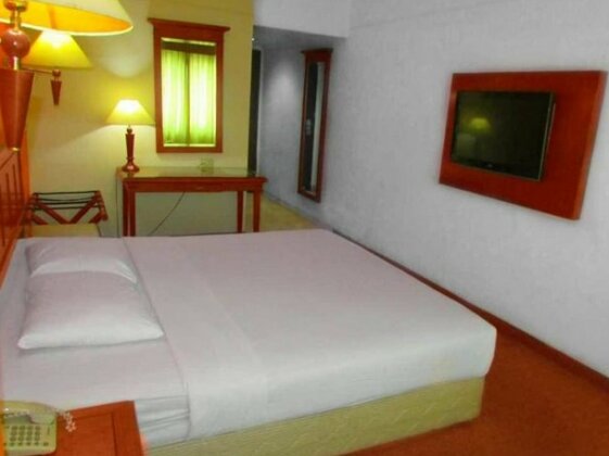 Hotel Mega Cikini - Photo2