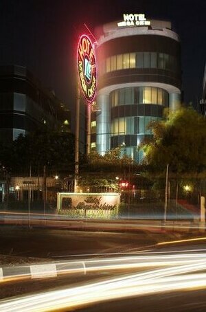 Hotel Mega Cikini