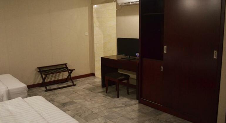 Hotel Mustika Senen - Photo2
