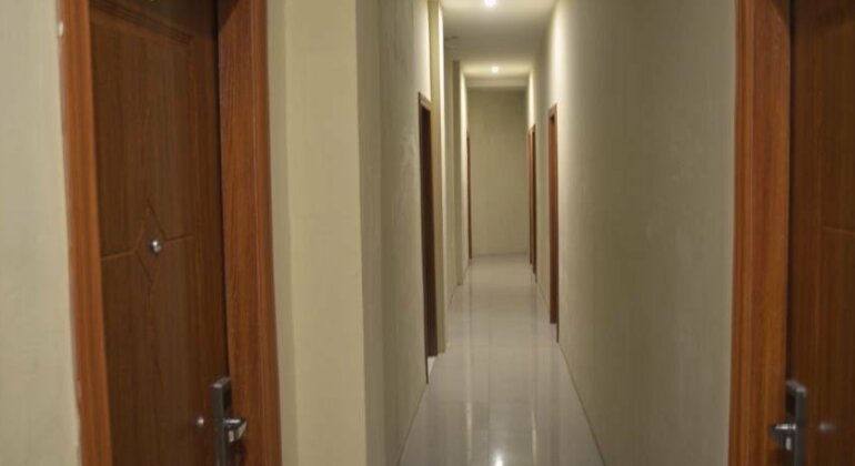 Hotel Mustika Tanah Abang - Photo4