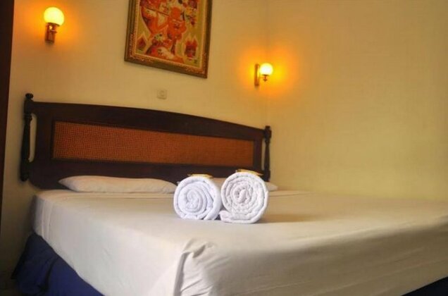 Hotel New Idola - Photo2