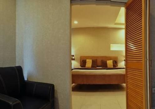 Hotel Peninsula Mangga Besar - Photo5