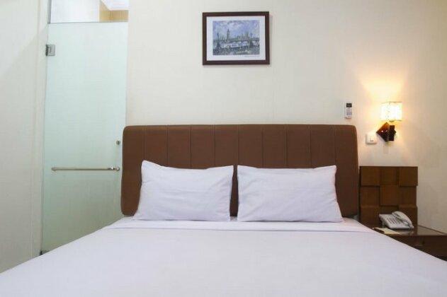 House of Arsonia Tulip - Photo3